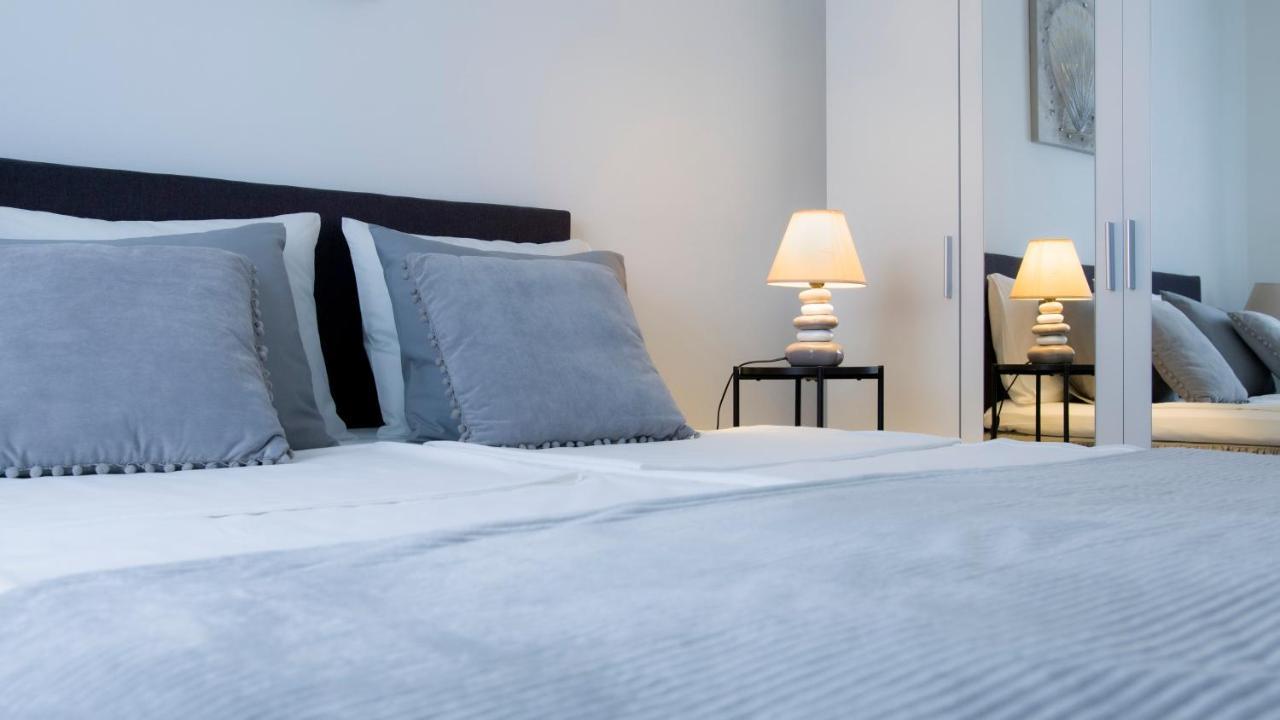 פובילה Apartments King And Queen מראה חיצוני תמונה
